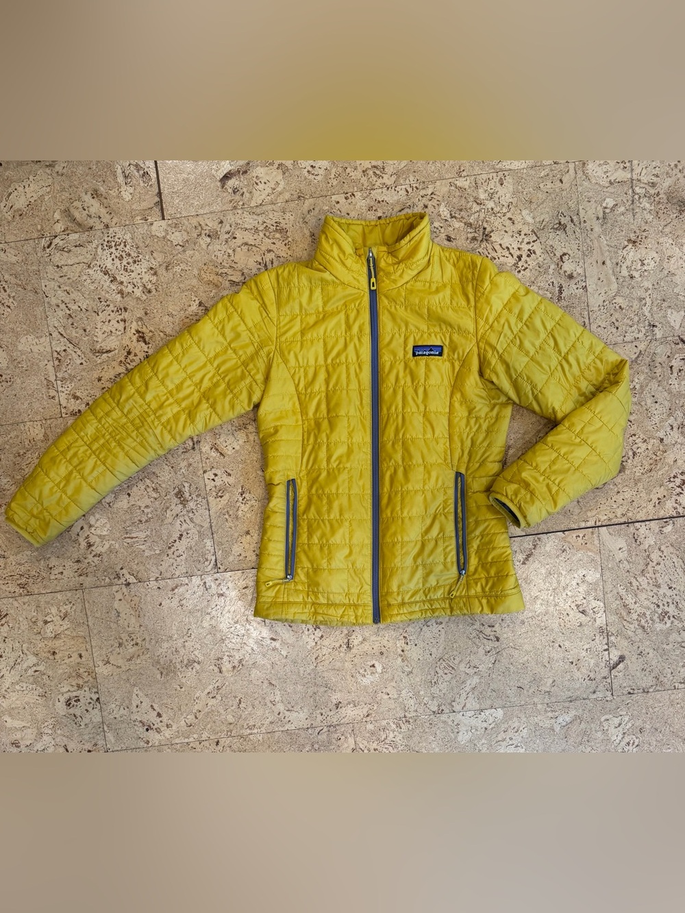Patagonia Women’s Nano Puff Jacket Puffer XS PrimaLoft YELLOW RARE Cabin Gold